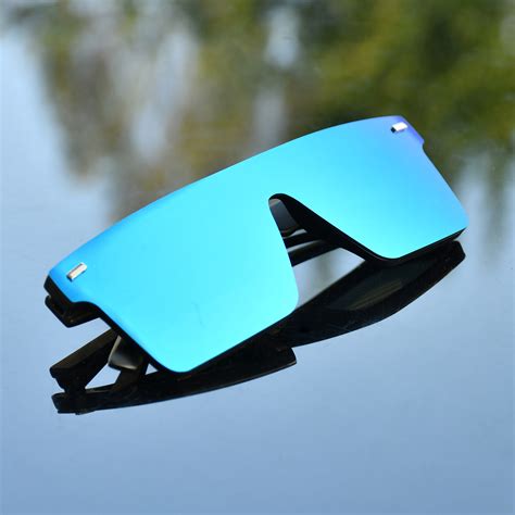 is coach sunglasses made in china